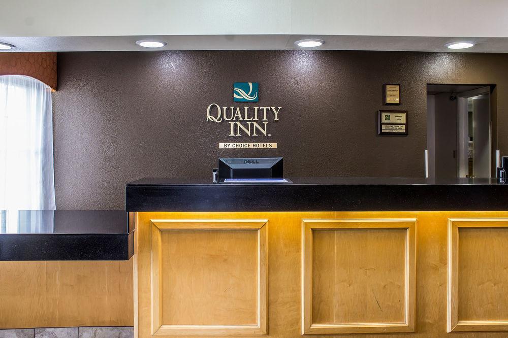 Quality Inn Newton At I-80 Dış mekan fotoğraf